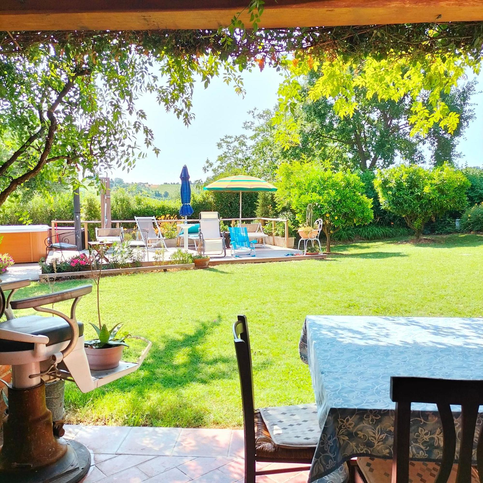 Ca' Dei Gelsi B & B Coriano Dış mekan fotoğraf